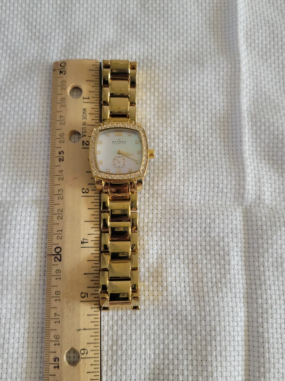 Skagen Denmark MOP Dial Swarovski Crystal Watch ($189 Original)